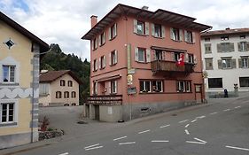 Hotel Raetia