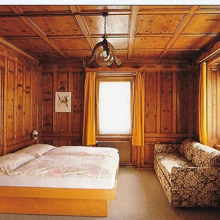 Hotel Raetia Tiefencastel Extérieur photo