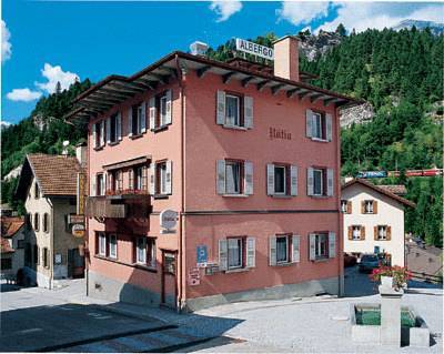 Hotel Raetia Tiefencastel Extérieur photo